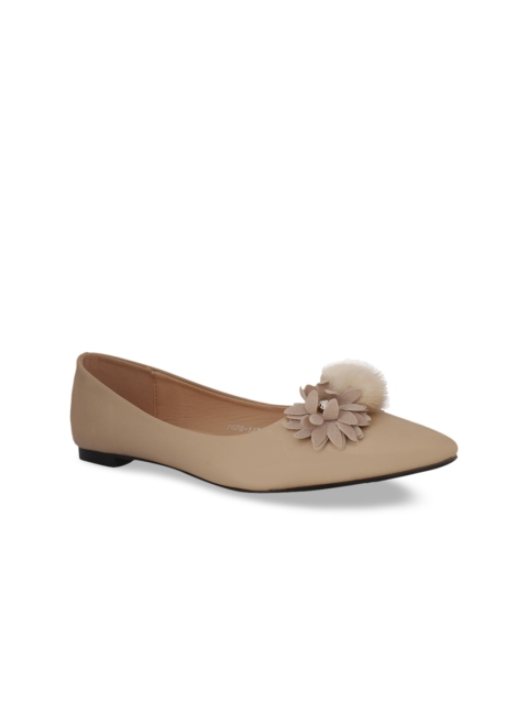 

MSC Women Beige Solid Ballerinas
