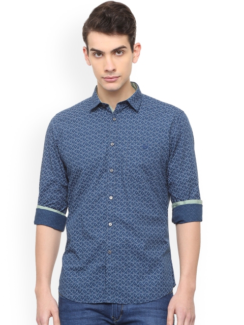 

Van Heusen Sport Men Blue Slim Fit Printed Casual Shirt