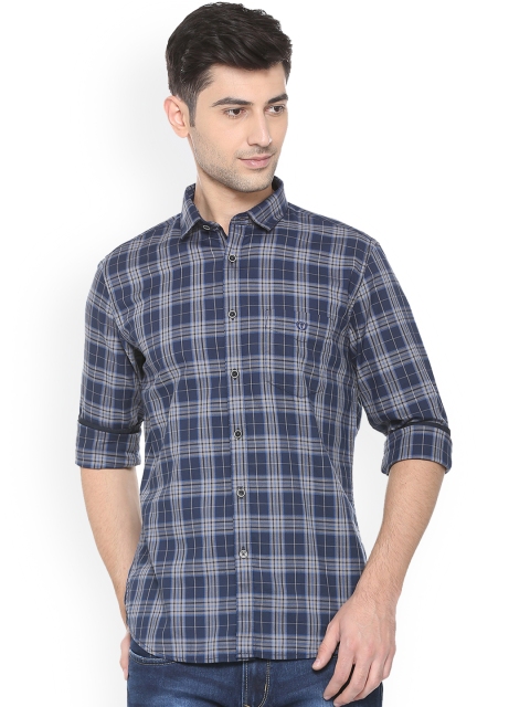 

Van Heusen Sport Men Blue Slim Fit Checked Casual Shirt