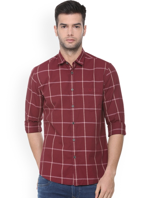 

Van Heusen Sport Men Maroon Slim Fit Checked Casual Shirt