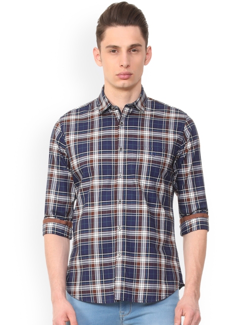 

Van Heusen Sport Men Navy Blue & Off-White Slim Fit Checked Casual Shirt