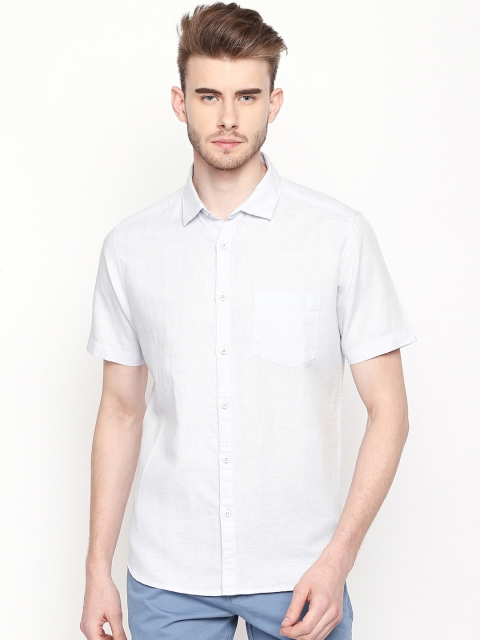 

BYFORD by Pantaloons Men Blue Regular Fit Solid Casual Shirt