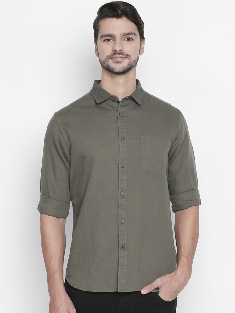 

BYFORD by Pantaloons Men Olive Green Regular Fit Solid Casual Shirt