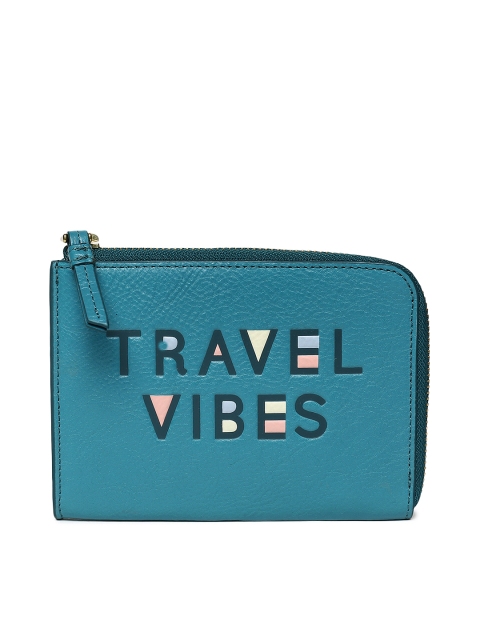 

Fossil Women Green Printed Zip Around Leather Wallet
