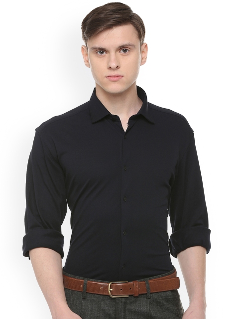 

Van Heusen Men Black Regular Fit Solid Casual Shirt