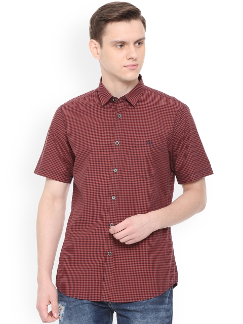 

Van Heusen Sport Men Maroon Slim Fit Checked Casual Shirt