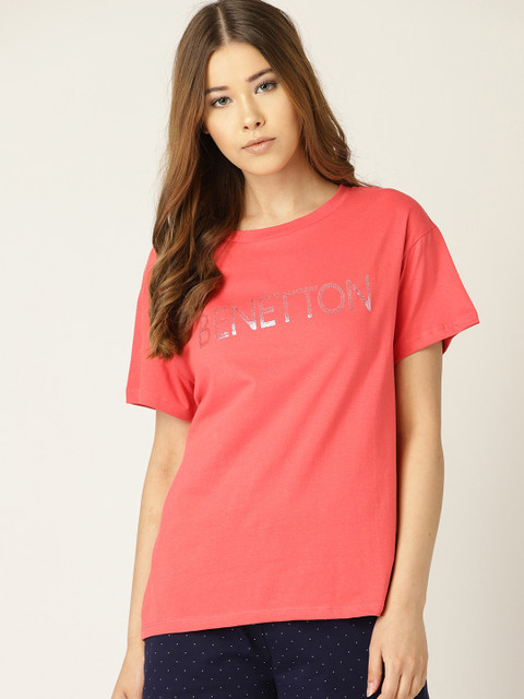 

United Colors of Benetton Women Coral Pink Solid Round Neck T-shirt