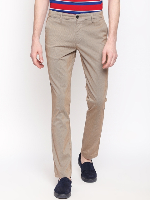 

BYFORD by Pantaloons Men Beige Slim Fit Self Design Regular Trousers