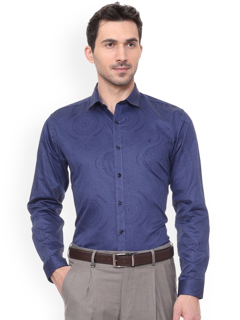 

V Dot Men Navy Blue Slim Fit Printed Semiformal Shirt
