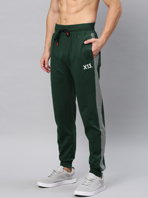 

HRX by Hrithik Roshan Men Green Solid Slim Fit Lifestyle Joggers