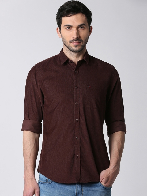 

Peter England Casuals Men Maroon Slim Fit Solid Casual Shirt
