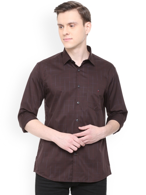 

Louis Philippe Men Brown Slim Fit Checked Casual Shirt