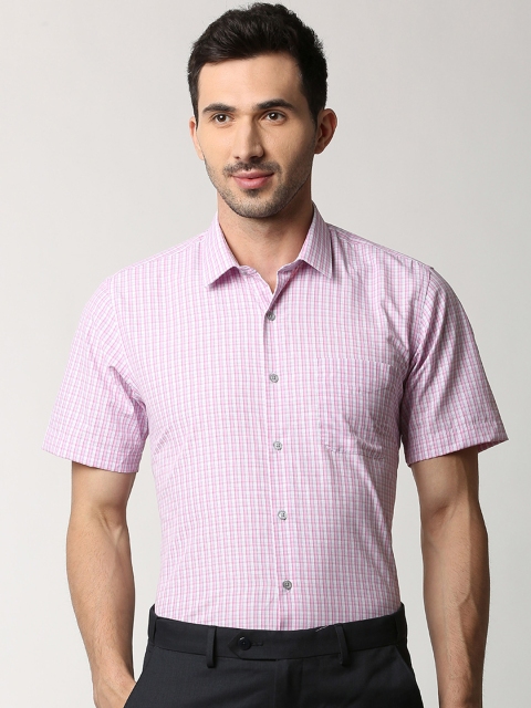 

Peter England Men Pink Regular Fit Checked Formal Shirt
