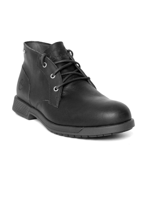 

Timberland Men Black City's Edge Solid Leather Mid-Top Chukka Boots