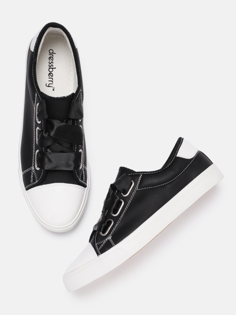 

DressBerry Women Black Solid Sneakers