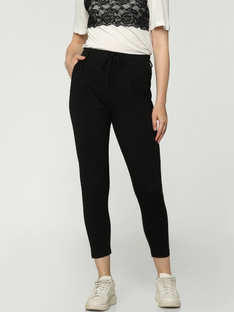 

ONLY Women Black Slim Fit Solid Regular Cropped Trousers
