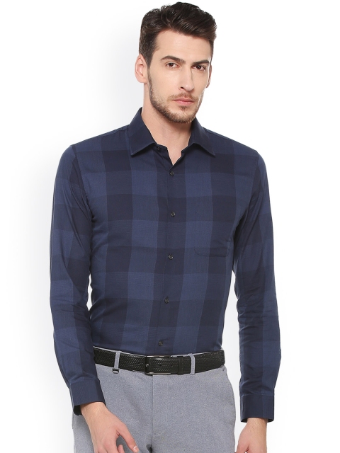 

Peter England Elite Men Blue Slim Fit Checked Formal Shirt
