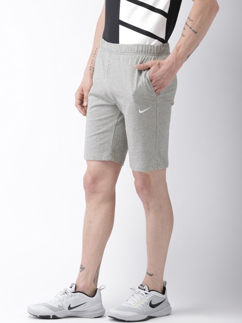 

Nike Men Grey Melange CRUSADER Solid Regular Fit Shorts