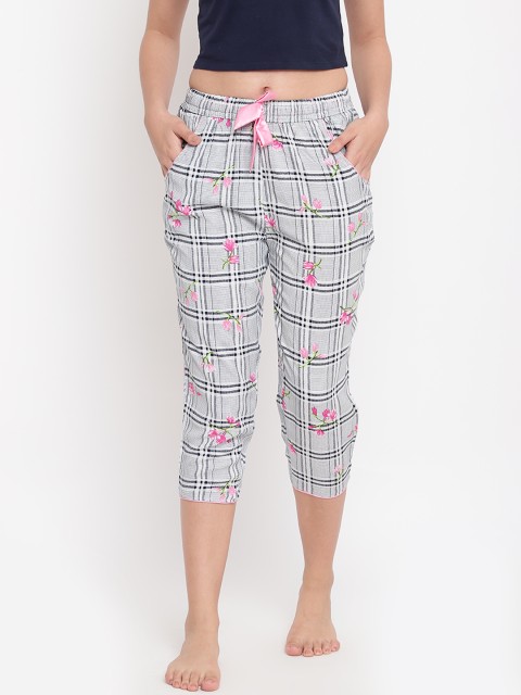 

Sweet Dreams Women Multi-Colored Printed Lounge Capris, Off white