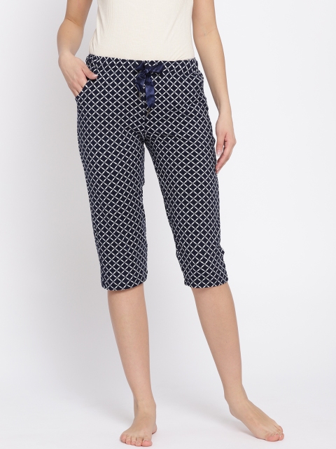 

Sweet Dreams Women Navy Blue & White Printed Lounge Capris LC-3215A9