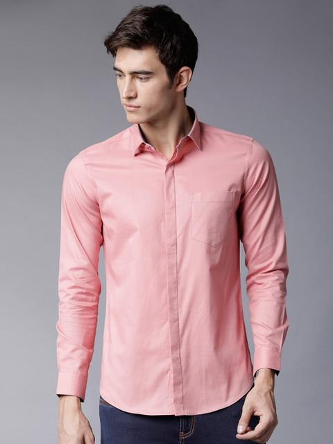 

Black coffee Men Pink Slim Fit Solid Casual Shirt