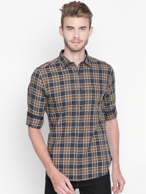 

BYFORD by Pantaloons Men Blue & Brown Slim Fit Checked Casual Shirt