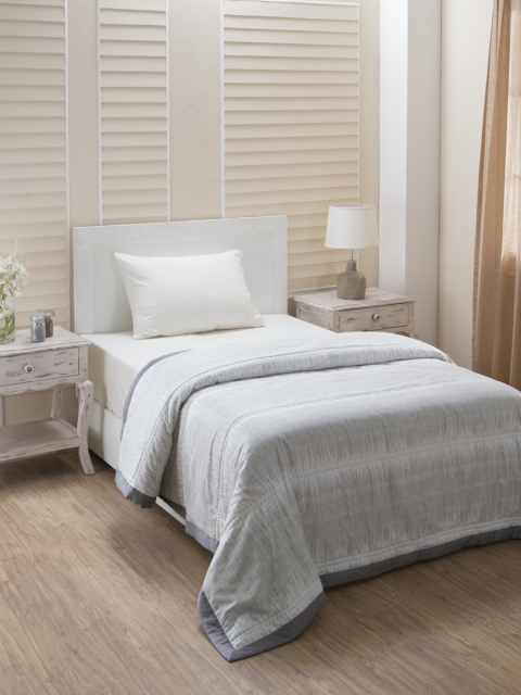 

MASPAR Grey Striped AC Room 120 GSM Single Bed Quilt