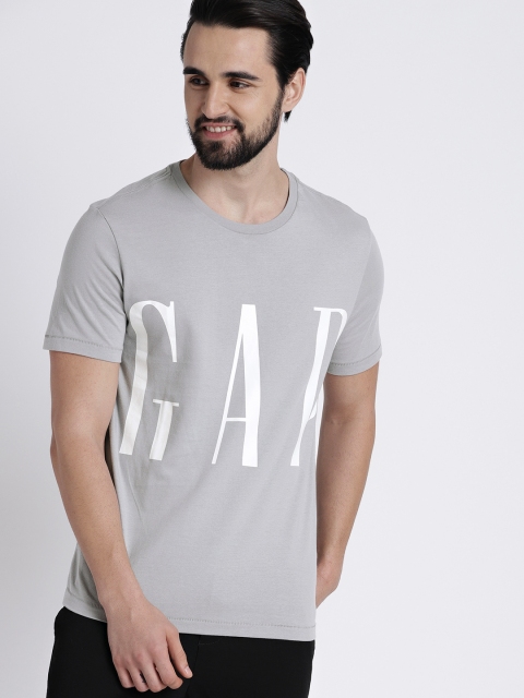 

GAP Men Grey Printed Round Neck T-shirt