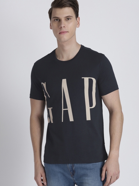 

GAP Men's Oversized Logo Graphic Short Sleeve Crewneck T-Shirt, Navy blue