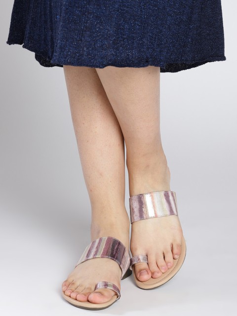 

Lavie Women Mauve Striped One Toe Flats