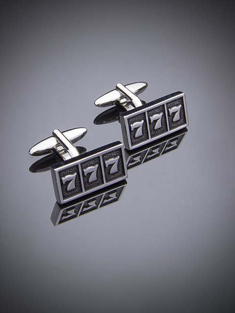 

shaze Black Jackpot Cufflinks