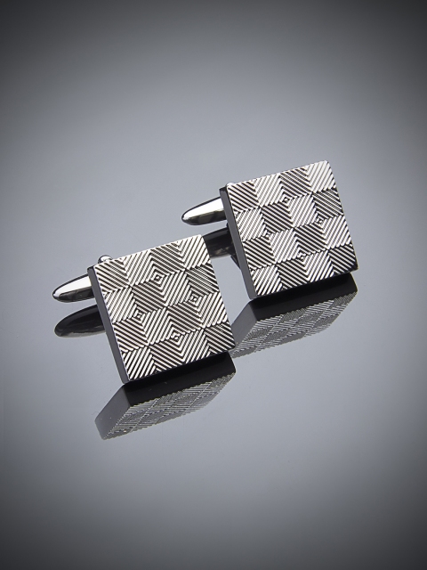 

shaze Silver-Plated Square Cufflinks