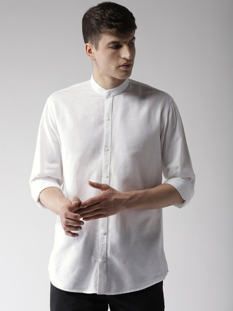 

Rodamo Men White Slim Fit Solid Casual Shirt