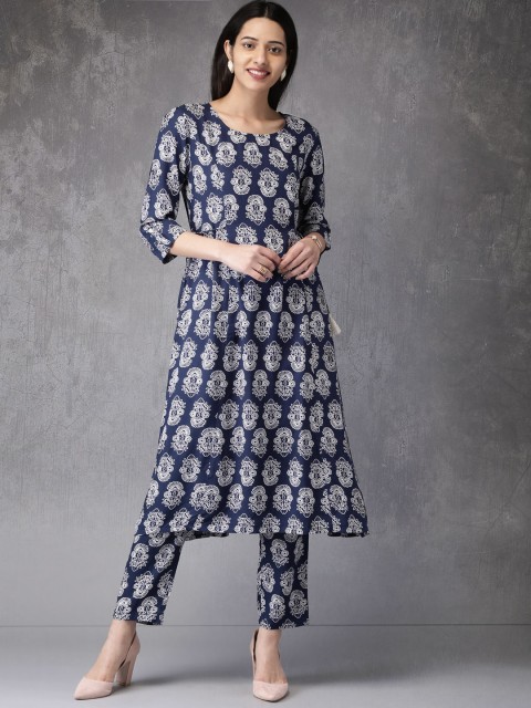 

Anouk Women Navy Blue & White Printed Kurta with Cropped Trousers