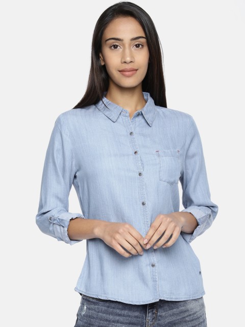 

Lee Cooper Women Blue Slim Fit Solid Casual Chambray Shirt