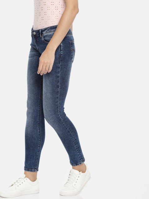 

Lee Cooper Women Blue Skinny Fit Low-Rise Clean Look Stretchable Cropped Jeans