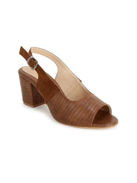 

SCENTRA Women Brown Textured Peep Toes