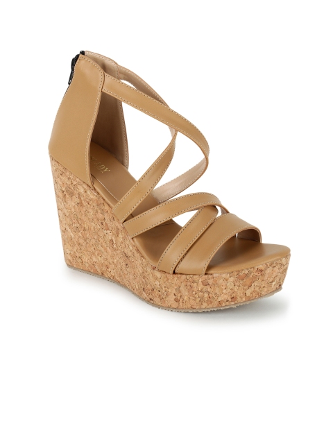 

SCENTRA Women Brown Solid Sandals