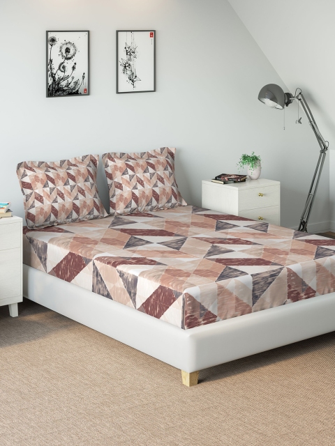 

DDecor Brown & Beige Abstract 180 TC Cotton 1 King Bedsheet with 2 Pillow Covers