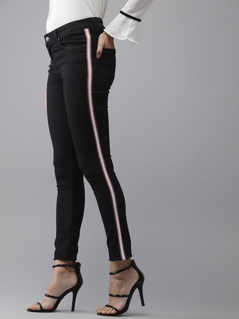 

Moda Rapido Women Black Skinny Fit Mid-Rise Clean Look Stretchable Jeans