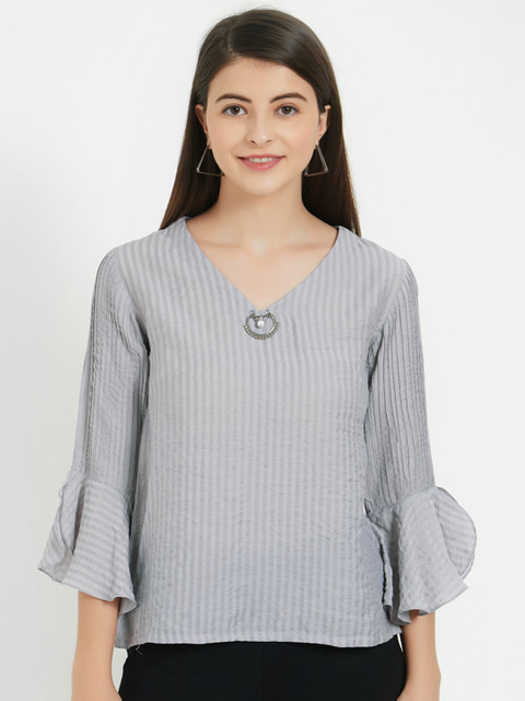 

Soie Women Grey Striped Top
