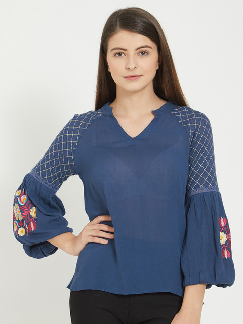

Soie Women Blue Self Design Top