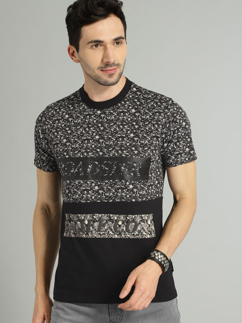 

Roadster Men Black & Grey Printed Round Neck T-shirt