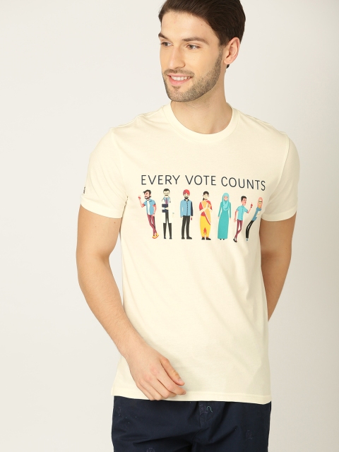 

United Colors of Benetton Men Off-White Printed Round Neck T-shirt