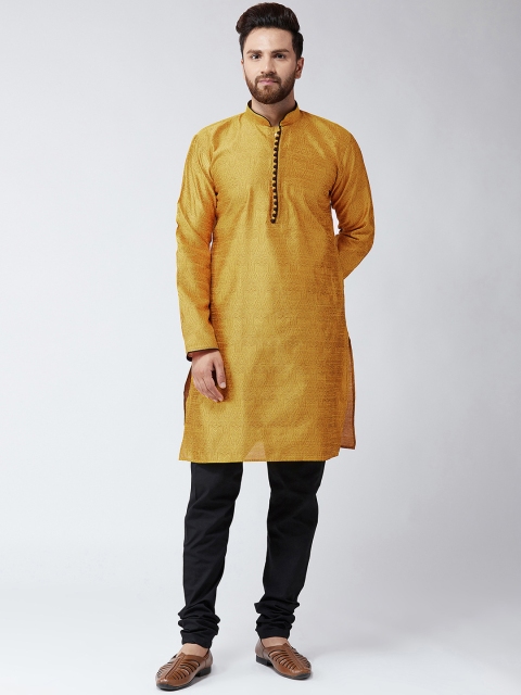 

SOJANYA Men Mustard Yellow & Black Printed Kurta with Churidar