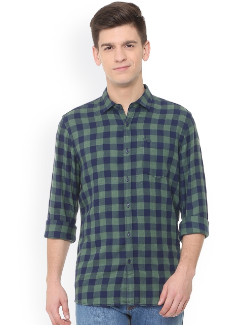 

Solly Jeans Co. Men Green Regular Fit Checked Casual Shirt