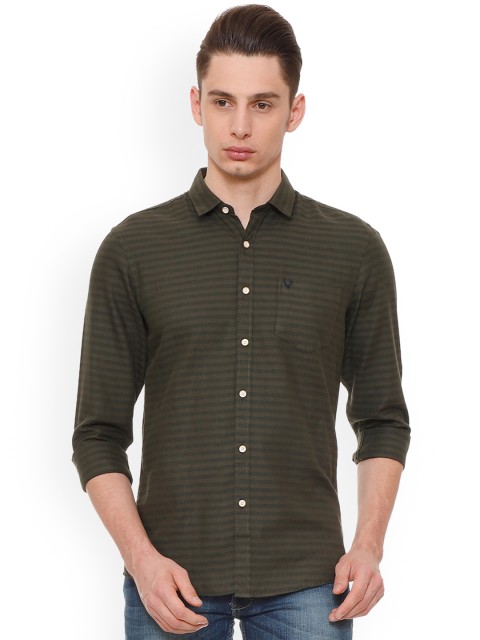 

Solly Jeans Co. Men Olive Green Slim Fit Striped Casual Shirt
