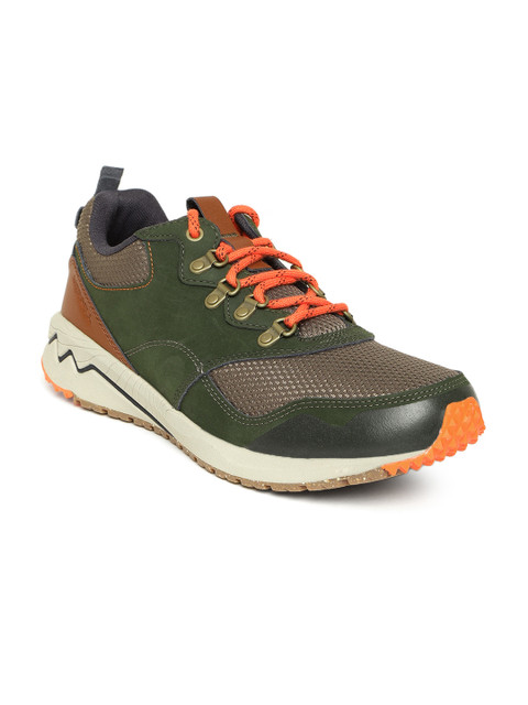 

Merrell Men Olive Green & Taupe Colourblocked Sneakers