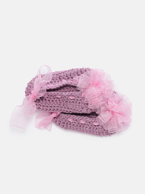 

Magic Needles Girls Mauve Handmade Knit Crochet Woolen Booties