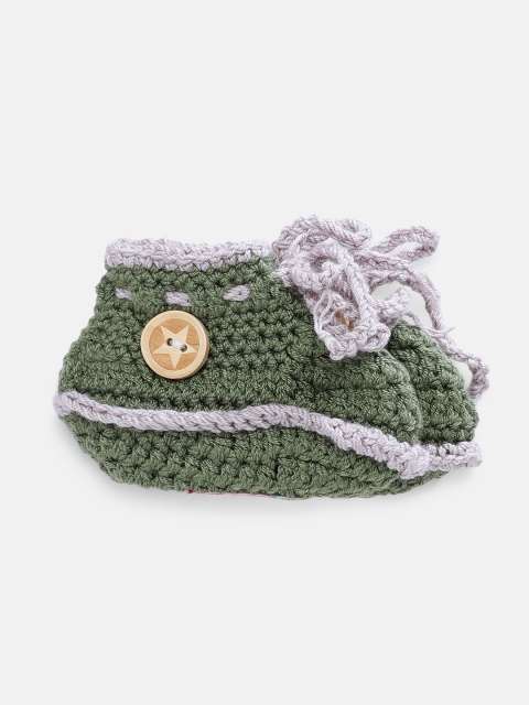 

Magic Needles Boys Green Handmade Knit Crochet Woolen Booties